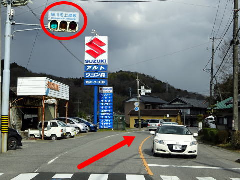 県道39号線の細川町上屋敷の信号